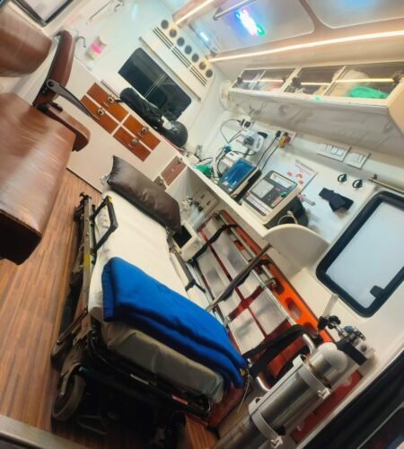 WhatsApp Image 2025-04-11 at 18.03.16